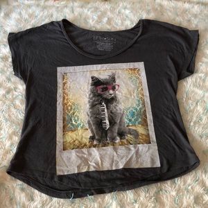 Teens Polaroid cat shirt